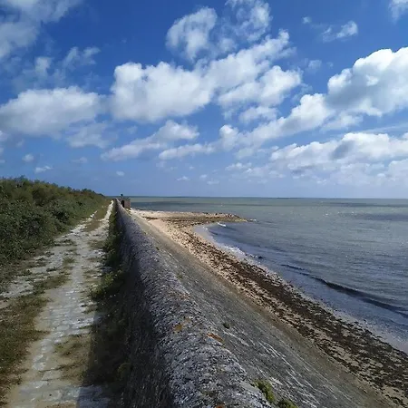 Maison Pour 4 A Entre Port Et Prázdninový dům *
